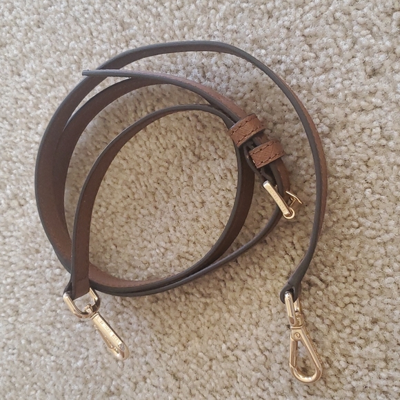 NWOT Michael Kors leather satchel. - Picture 6 of 6